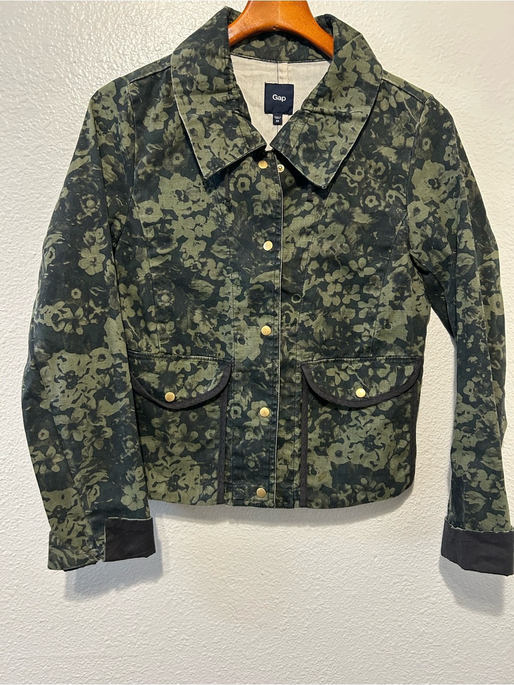 GAP Olive Green Floral Print Jean Jacket with Gold Snaps